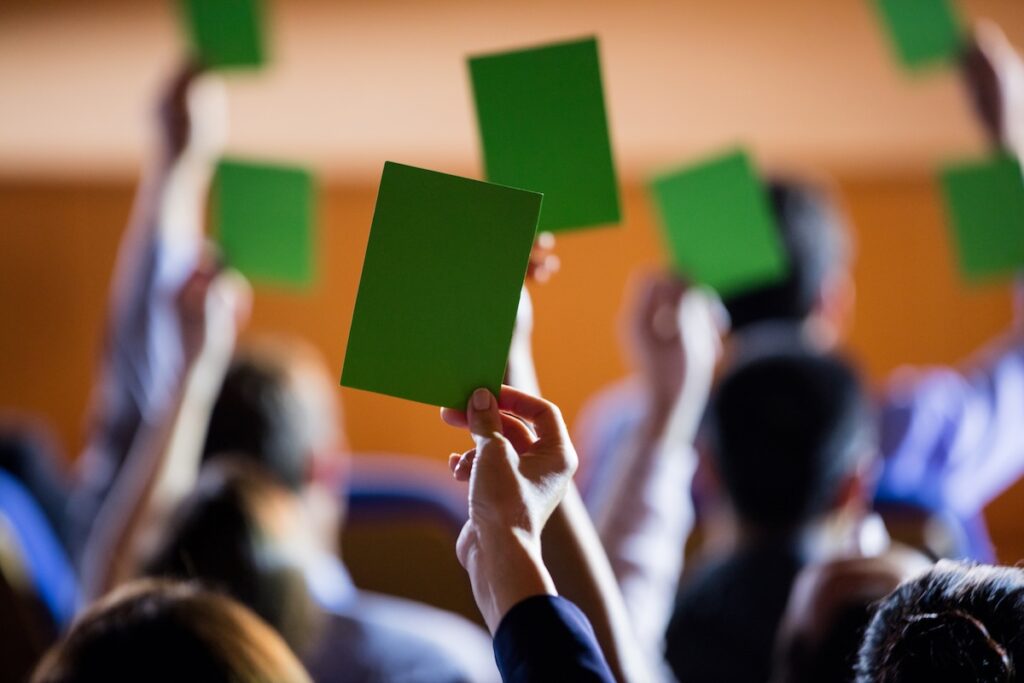Getting backlinks is like getting votes to your websites